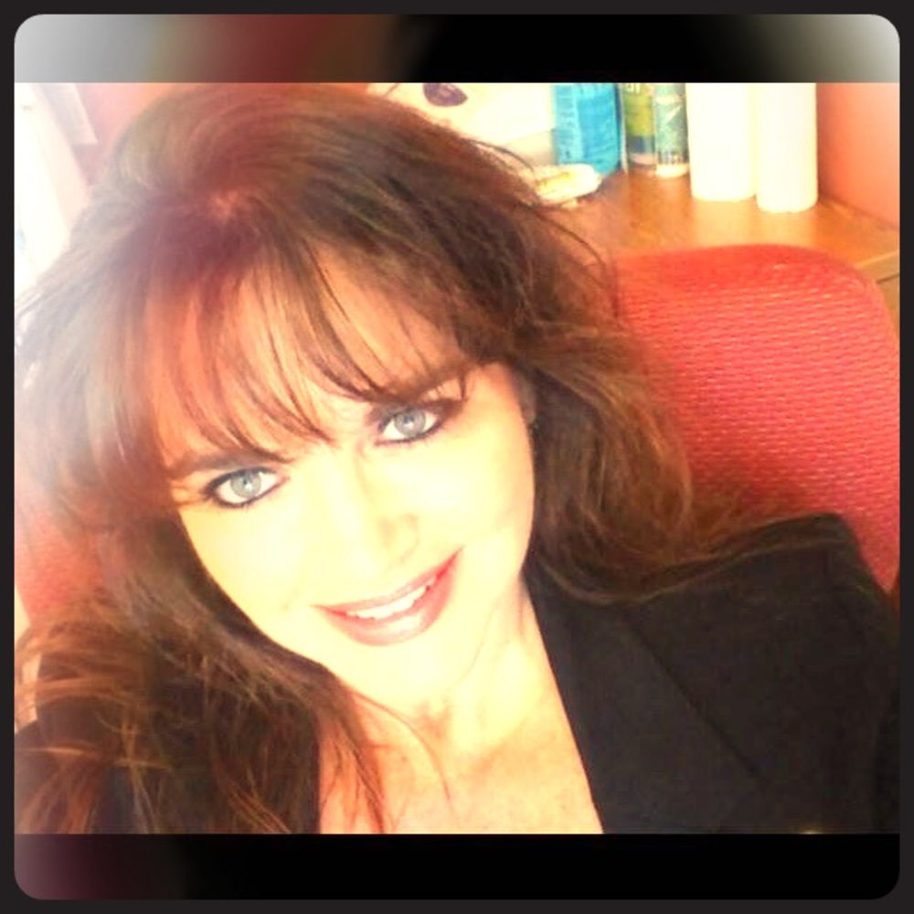 Meet your Posher, Renee